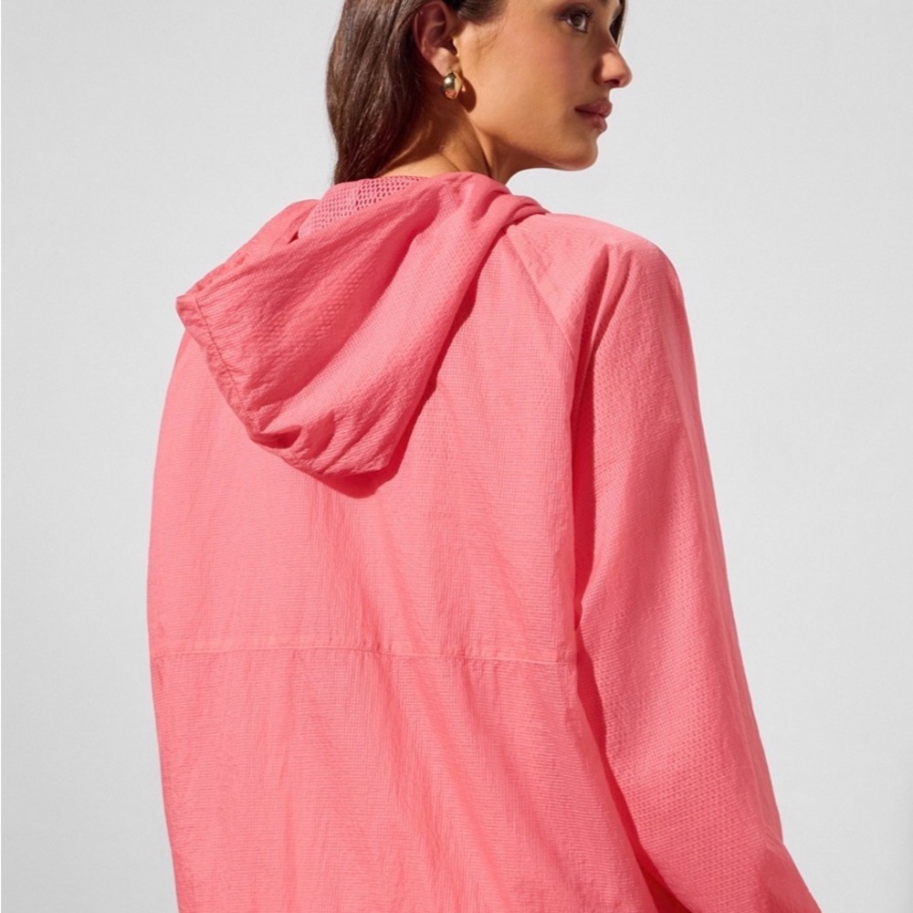 {Euc} Fabletics Ripstop Pullover Hooded Windbreak… - image 5